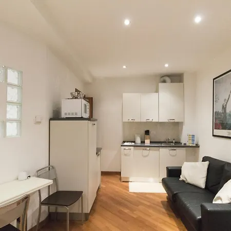 Colonne San Lorenzo Apartment *